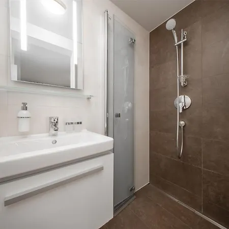 Apartment Benedikt *