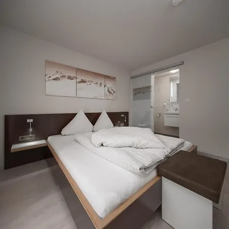 Apartment Benedikt *